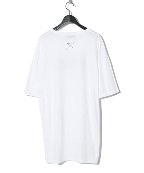 ys Yuji SUGENO (イース ユウジ スゲノ)  220210109 /  Sequin Embroidery Hemstep Big T / VOICE -WHITE