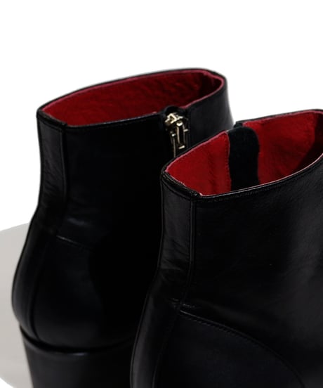 ys Yuji SUGENO (イース ユウジ スゲノ)  210454202 / Side Zip Heel Boots