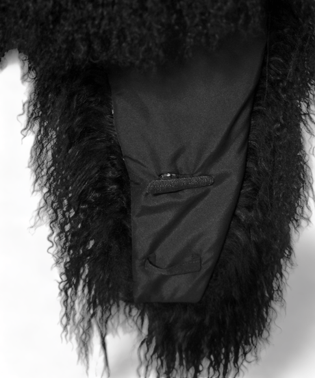 ys Yuji SUGENO (イース ユウジ スゲノ) 220952501-BLACK / Tibetan lamb fur Detachable collar