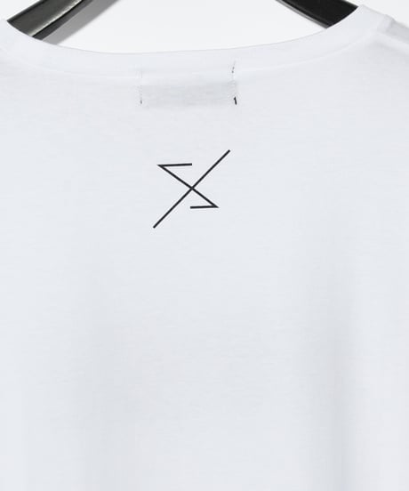 ys Yuji SUGENO (イース ユウジ スゲノ)  220210109 /  Sequin Embroidery Hemstep Big T / VOICE -WHITE