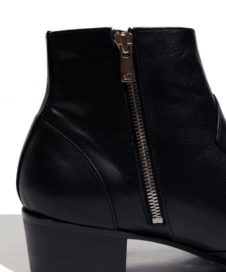ys Yuji SUGENO (イース ユウジ スゲノ)  210454202 / Side Zip Heel Boots