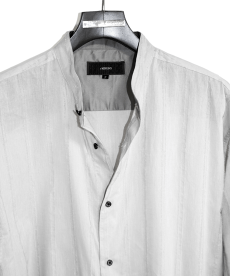 ys Yuji SUGENO (イース ユウジ スゲノ)  210830404-L.GRAY / Cut fringe striped over collarless shirt