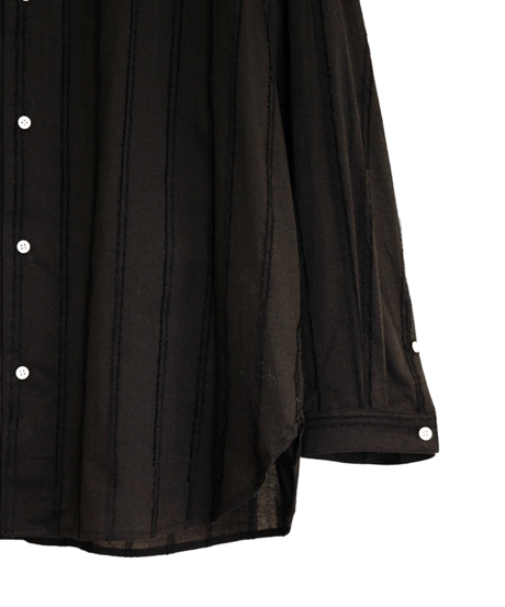 ys Yuji SUGENO (イース ユウジ スゲノ)  210830404-BLACK / Cut fringe striped over collarless shirt
