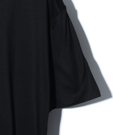 ys Yuji SUGENO (イース ユウジ スゲノ)  220210112 / Foil Print Changing V-neck T-BLACK