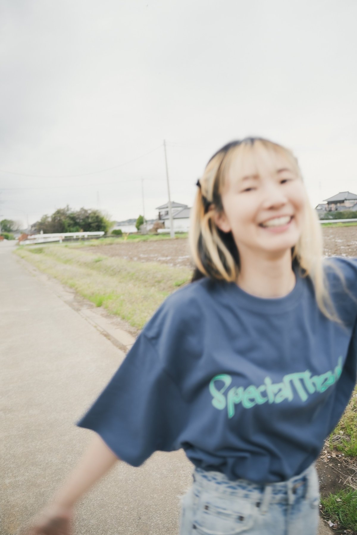 Y2K ロゴTシャツ | SpecialThanks official store