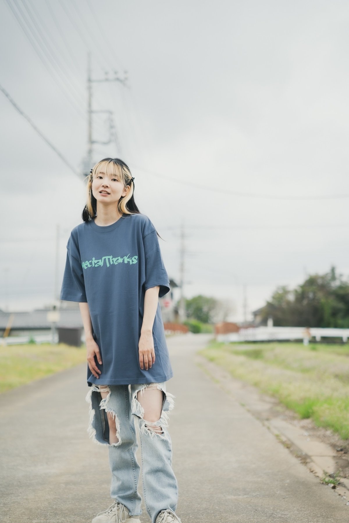 Y2K ロゴTシャツ | SpecialThanks official store