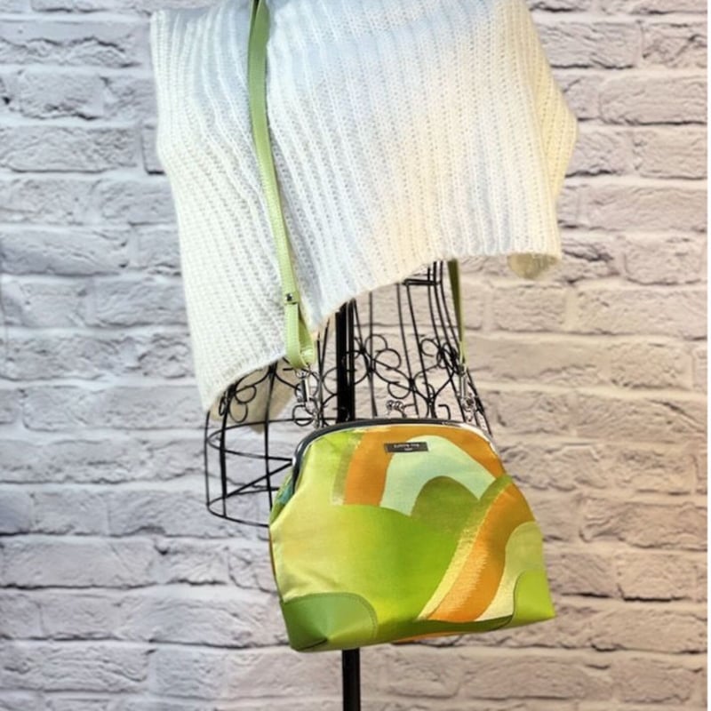 がま口ショルダーバッグ20cm／ライトグリーン×シルバーの口金／Clasp