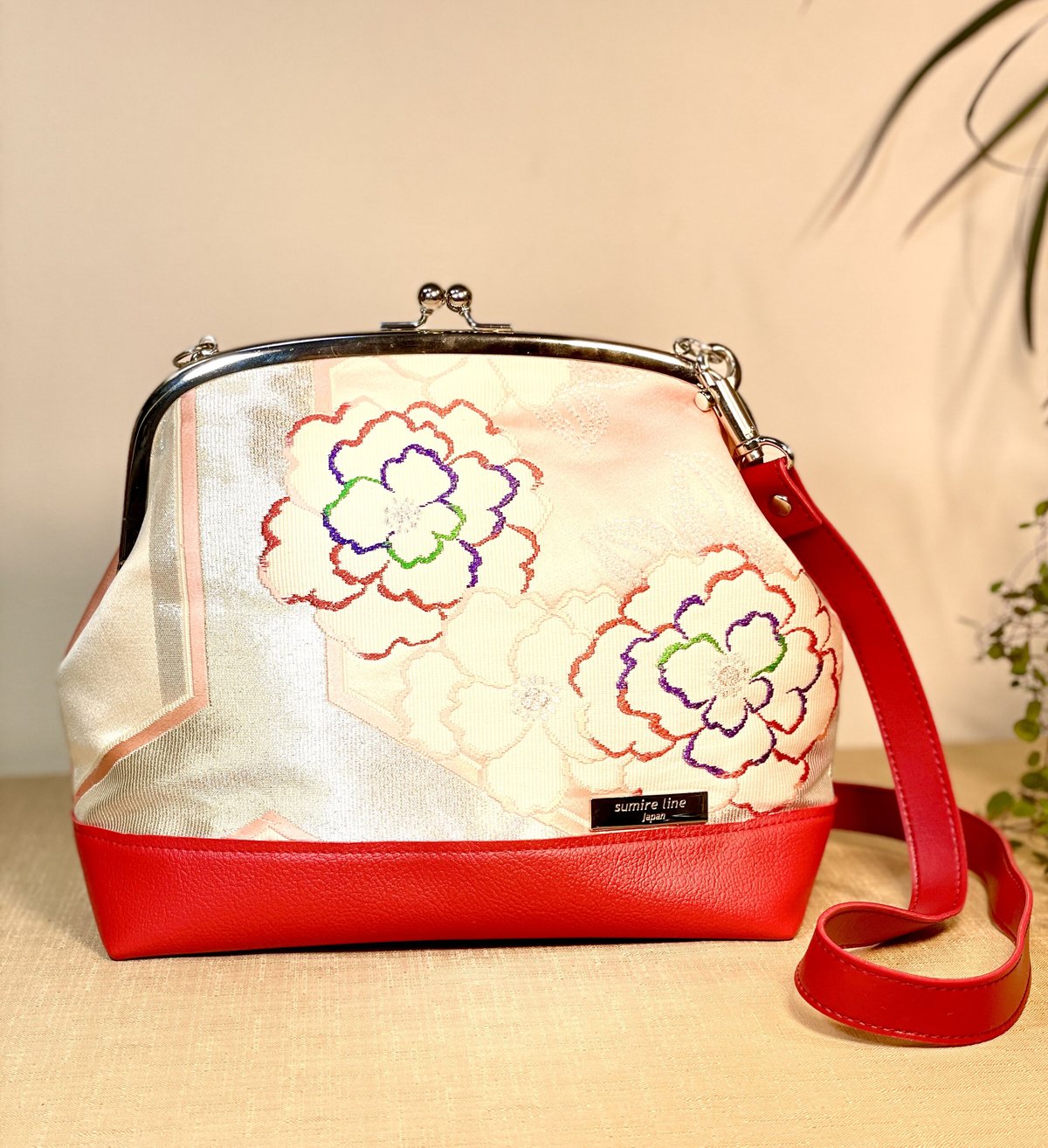 がま口ショルダーバッグ20cm／clasp shoulder bag／ピンク系の花模様の