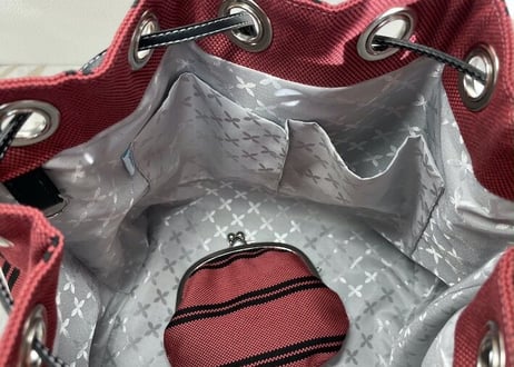 巾着ショルダーバッグ　がま口ポーチ付き　濃いローズ色に黒い縞の帯【送料無料】