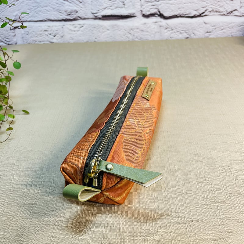 ペンケース型キャラメルポーチ／pencil case／オレンジと