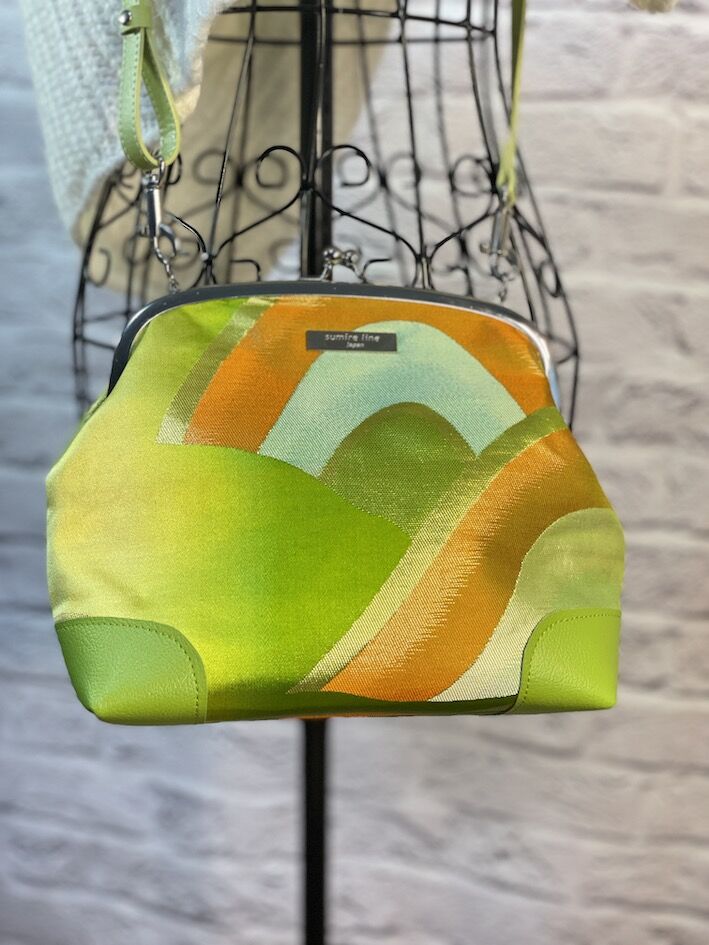 lemon。ハンドメイドがま口ショルダーバッグ♪スカイグレー♪ lemon様専用。ハンドメイドがま口ショルダーバッグ♪スカイ