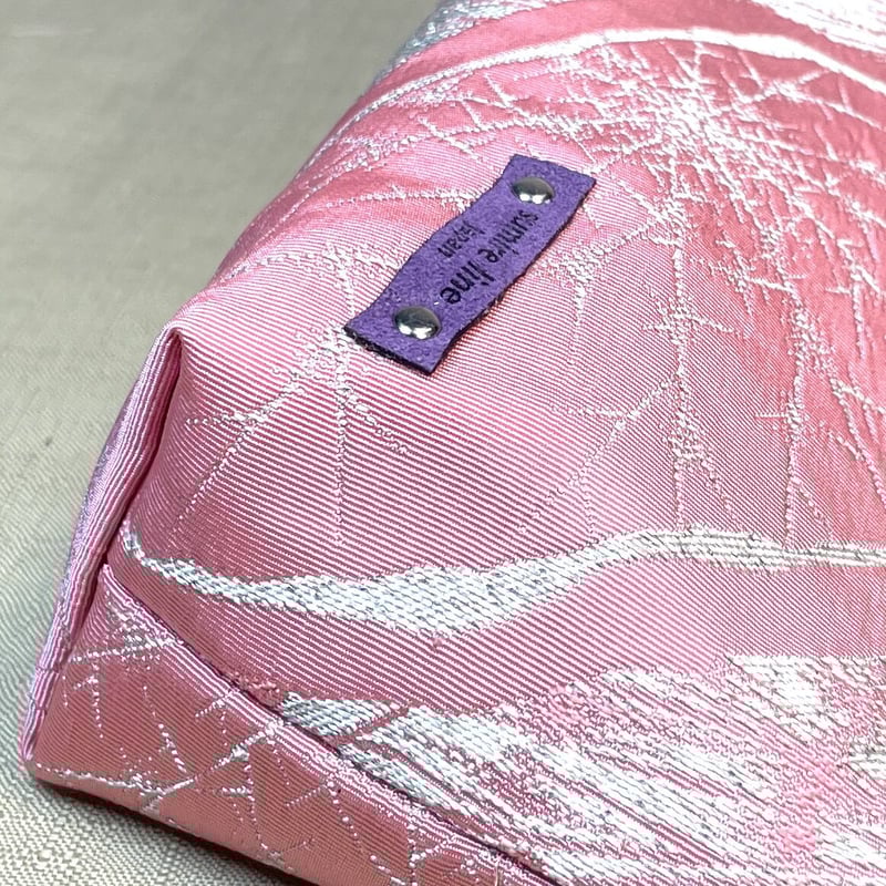 ファスナーポーチ／鮮やかなピンクとシルバー1/zipper pouch