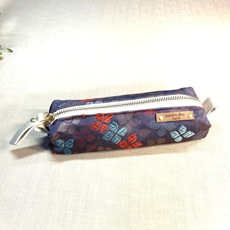 ペンケース型キャラメルポーチ／pencil case／パープル系