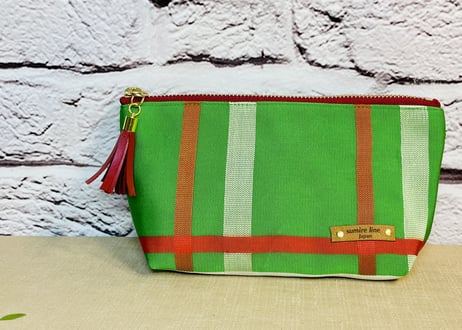 ファスナーポーチ／鮮やかなグリーンの格子柄／zipper pouch