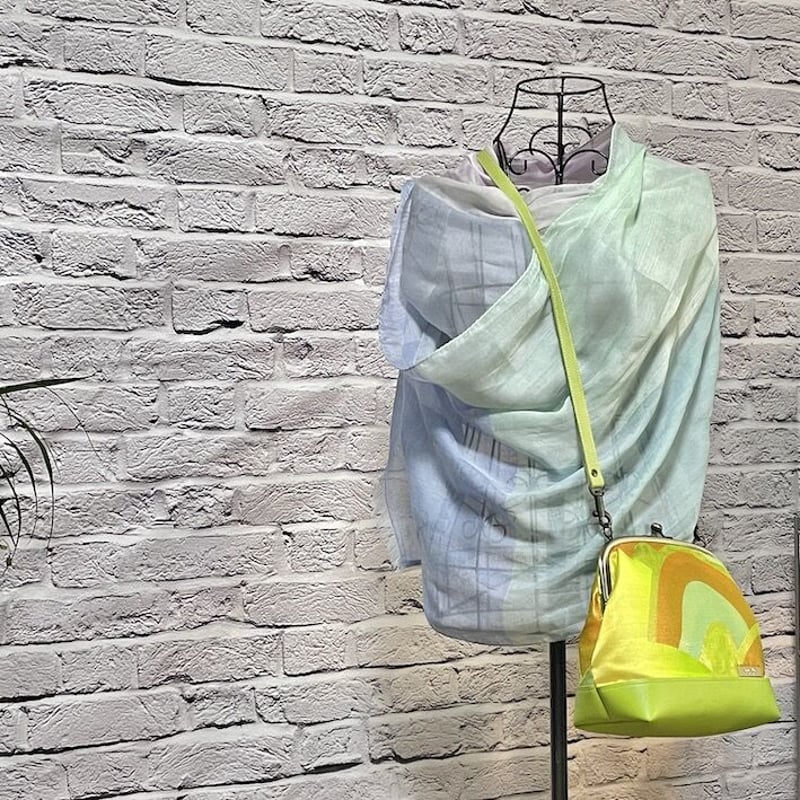 がま口ショルダーバッグ20cm／ライトグリーン×アンティークゴールドの