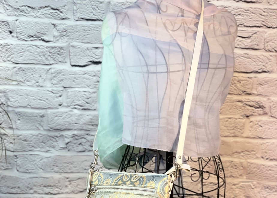 633ab70d4aed19525231aada