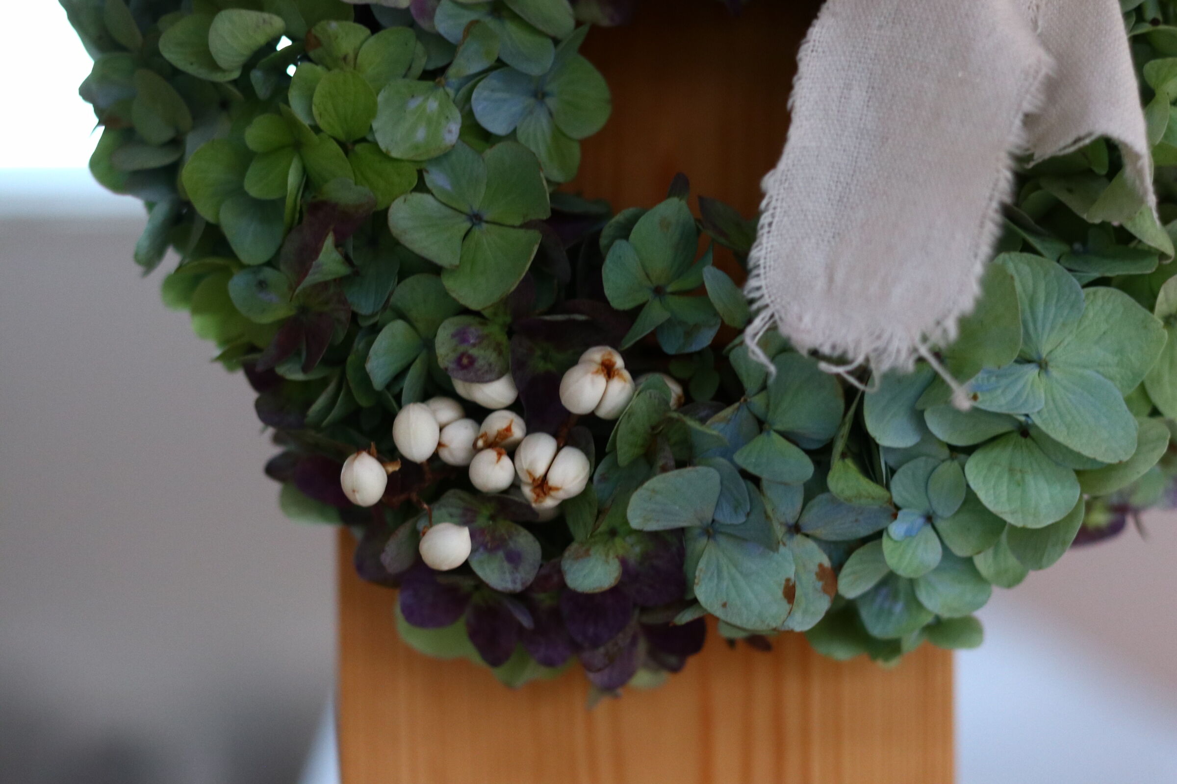 秋色紫陽花クレセントリース2024 ♡約21センチ Live Wreath-Making with Antique Hydrangeas - YouTube