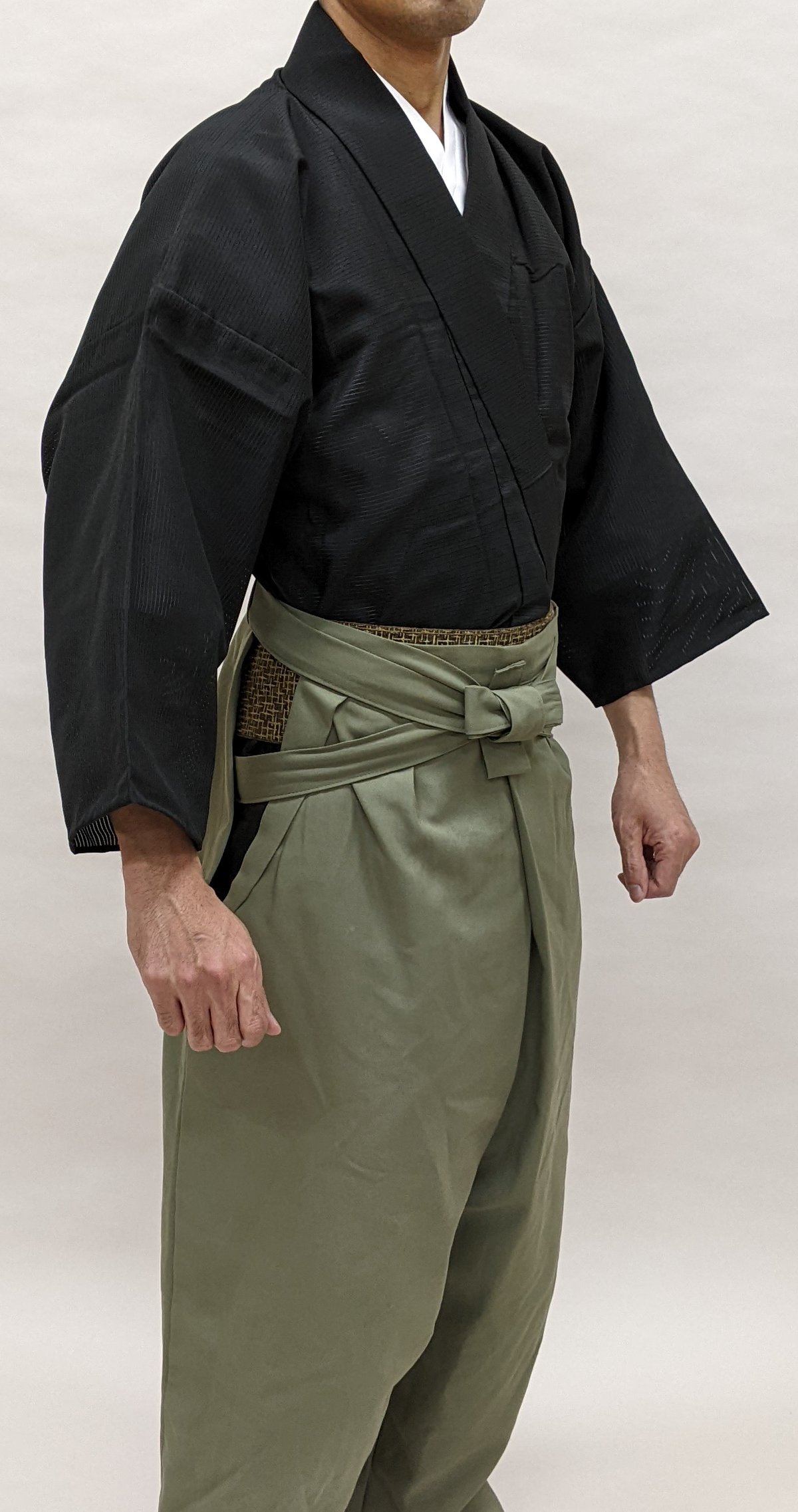 在庫限りLast stock】居合道着 絽 黒 Iaido-Gi Silky rayon g