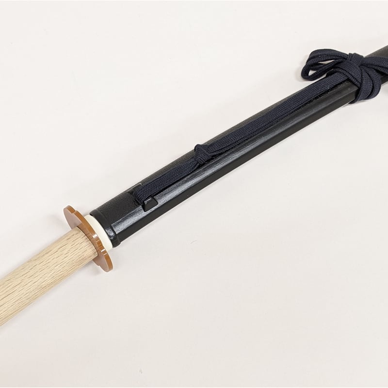 白樫木刀 鍔、鞘付（平峰蛤帽子/脇差）Wakizashi Bokuto (White oak)