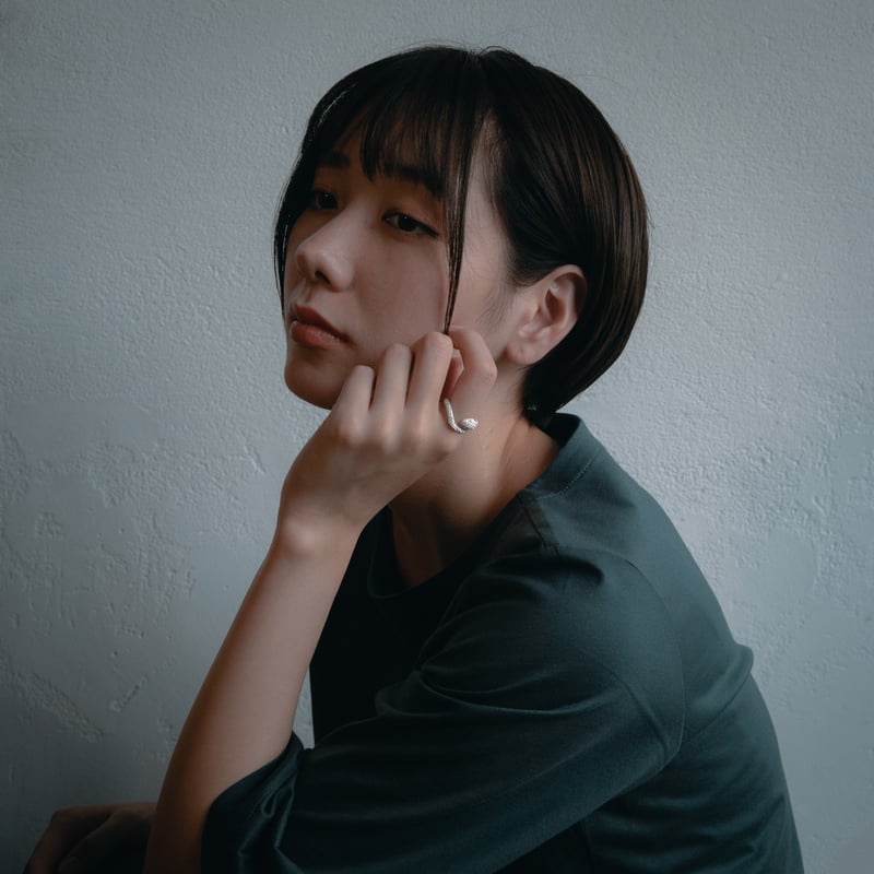 ki-no キーノ　S Saucer BBs ＋ スモークリング 25th Limited】ゴールドペリドットピンキーリング｜ピンキー