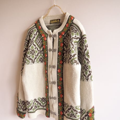 ”Nordstrikk" Light Grey nordic cardigan