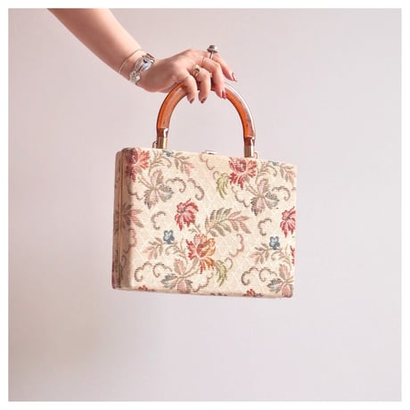 60s "DOVER" amber handle floral tapestry bag