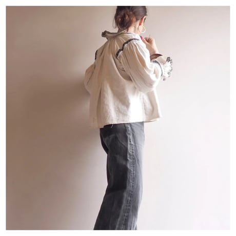ルーマニア刺繍 | STORES ルーマニア刺繍 | STORES