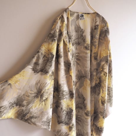 vintage dolman sleeve floral robe