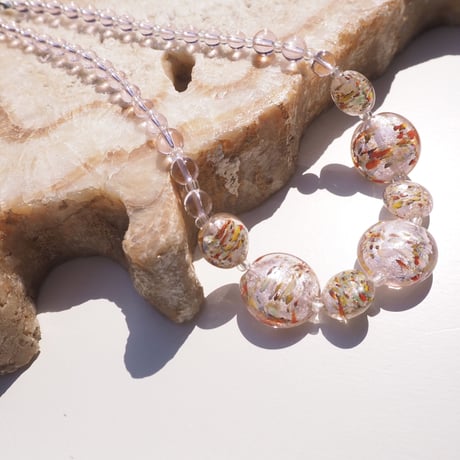80s glass beads necklace