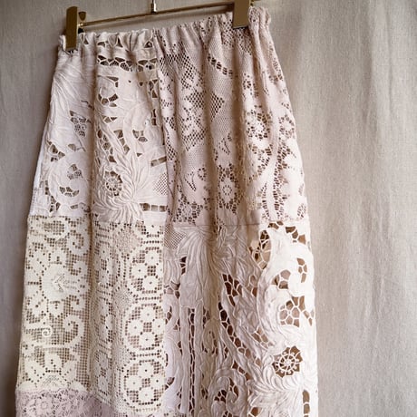 original remake lace patchwork maxi skirt (beige)