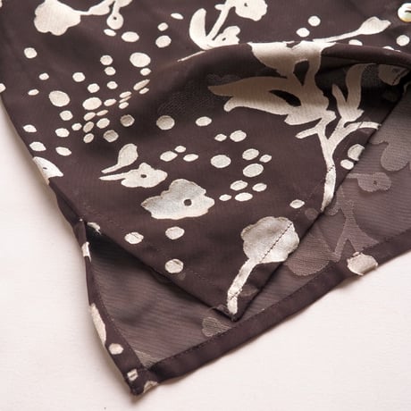 "Boutique EUROPA" brown sheer floral blouse