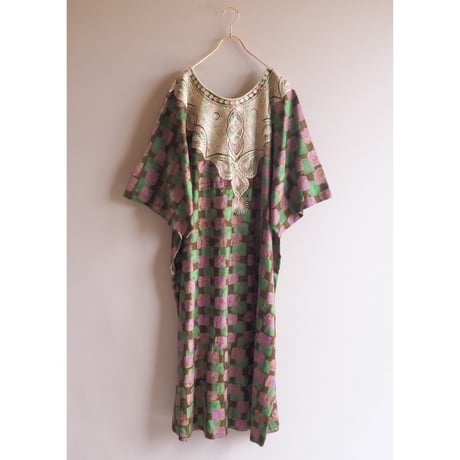 vintage embroidered kaftan dress