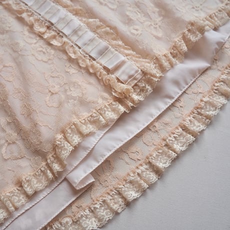 60s "Odette Barsa" lace ruffle night robe