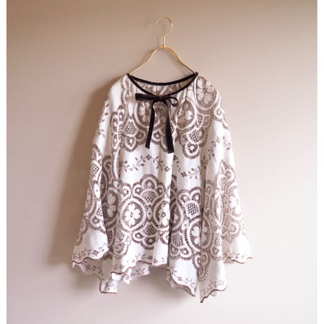 original remake lace blouse (B)