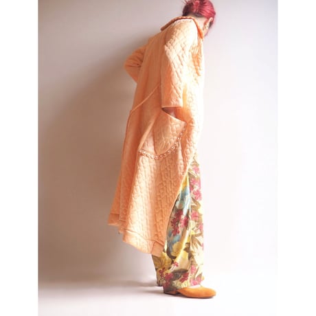60〜70s peach quilted robe