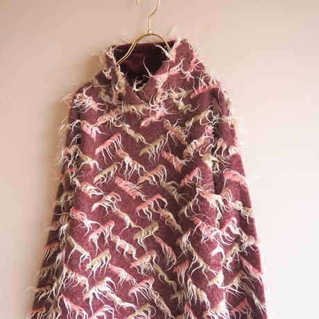 90s fuzzy design tops