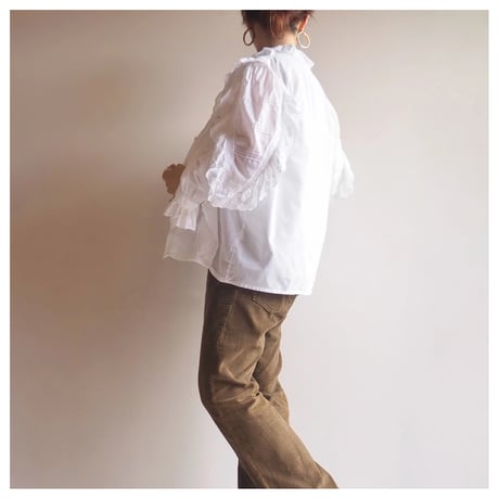 vintage folk lace ruffle blouse