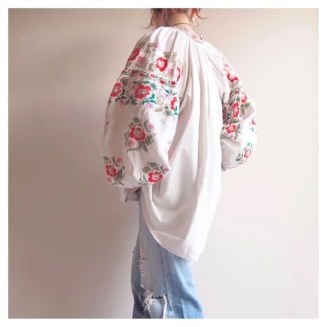 ウクライナ刺繍ブラウス | STORES ウクライナ刺繍ブラウス | STORES