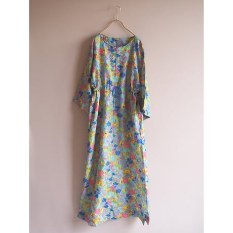 60〜70s quilted floral house maxi dress