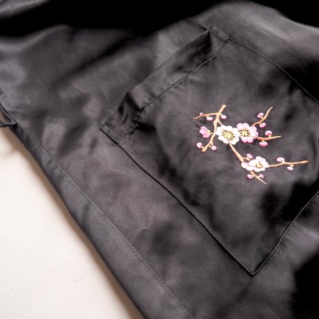 70s〜 floral embroidered satin robe