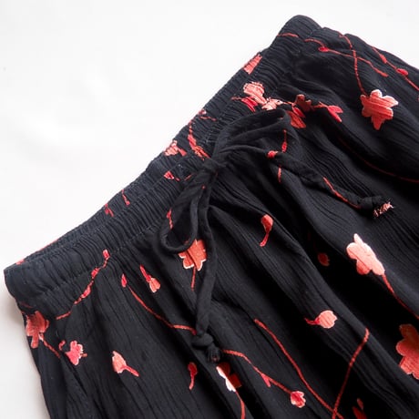 "CLIO" rayon floral easy pants