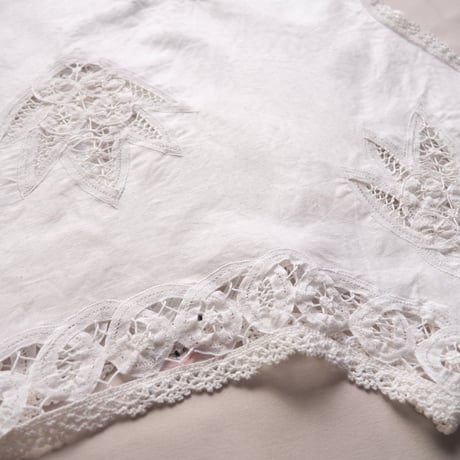 "Lim's" ramie battenberg  lace blouse
