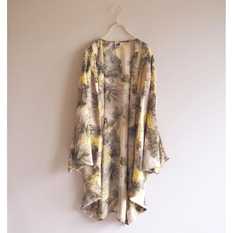 vintage dolman sleeve floral robe