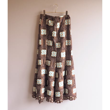 vintage floral embroidered maxi skirt