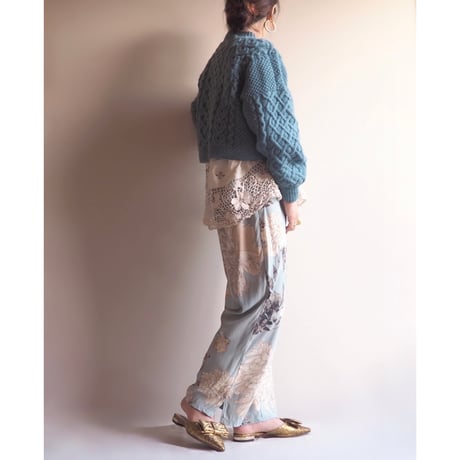 vintage cropped cable sweater