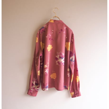 "Tradition" bowtie floral blouse