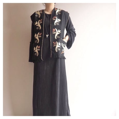 vintage folk embroidered fringe vest
