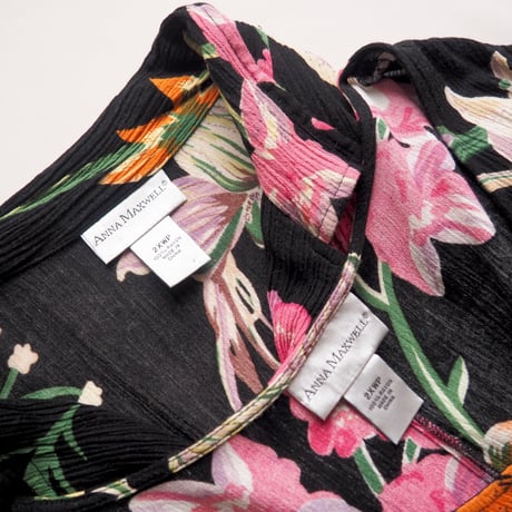"Anna Maxwell" floral blouse & sleeveless maxi dress