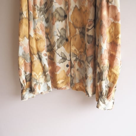 vintage floral gather blouse