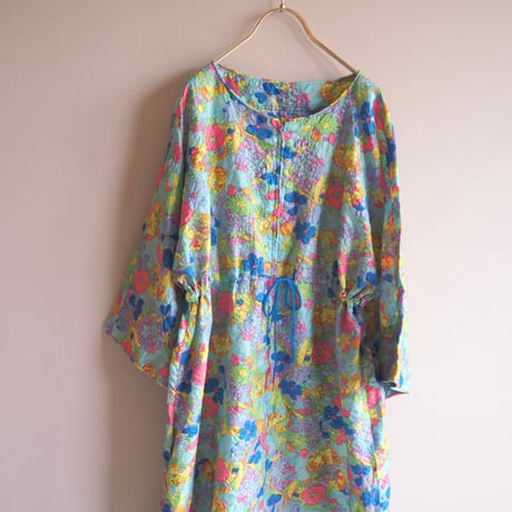 60〜70s quilted floral house maxi dress